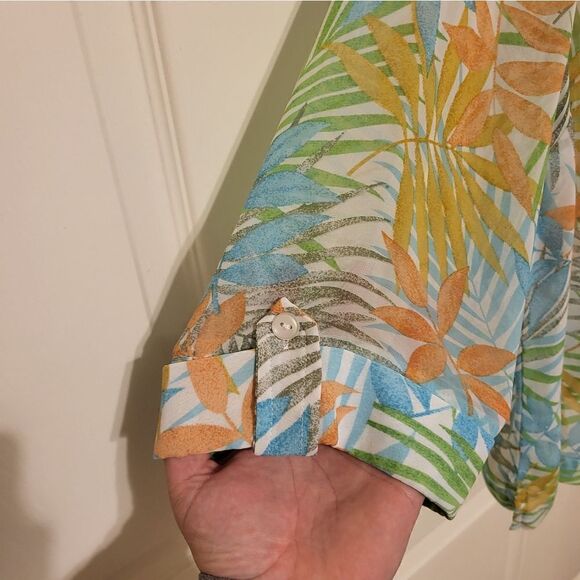 NWOT Cathy Daniels sheer half sleeve collard  button-down blouse - Picture 4 of 7